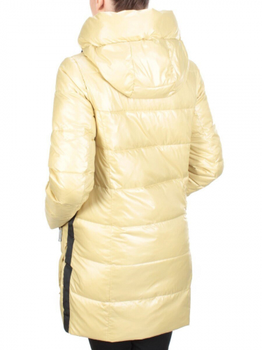 GWD202821 YELLOW Пальто зимнее облегченное ICEBEAR (150 гр. холлофайбер) размер 42