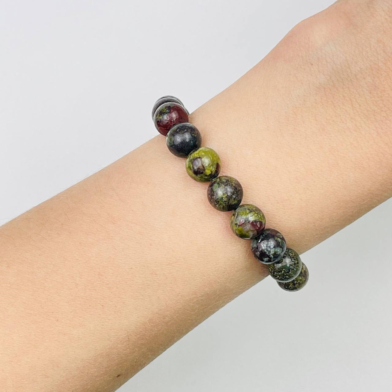 Радуга Самоцветов Браслет из зеленой Яшмы (Кровь дракона)