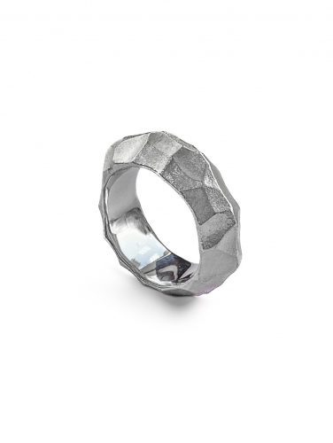 Серебряное кольцо-грани 