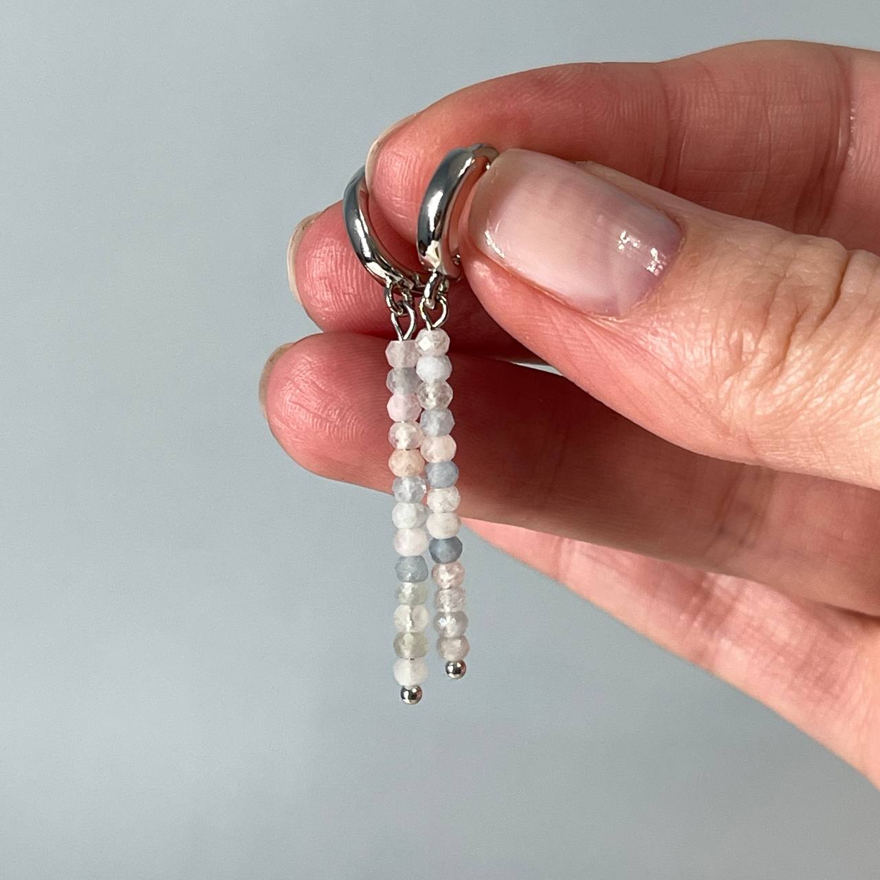 Радуга Самоцветов Серьги длинные из Берилла микс