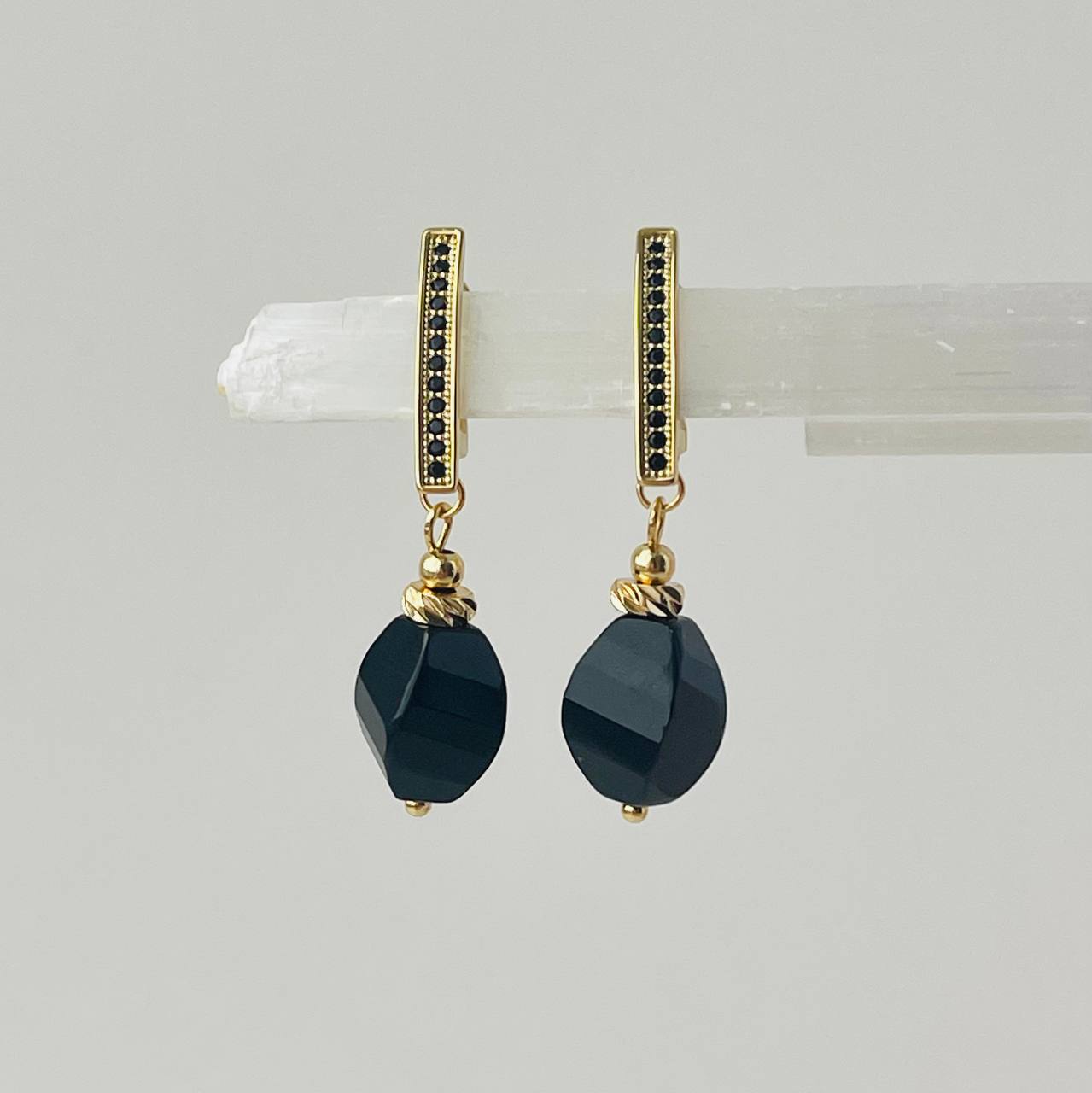 Радуга Самоцветов Серьги из черного Агата