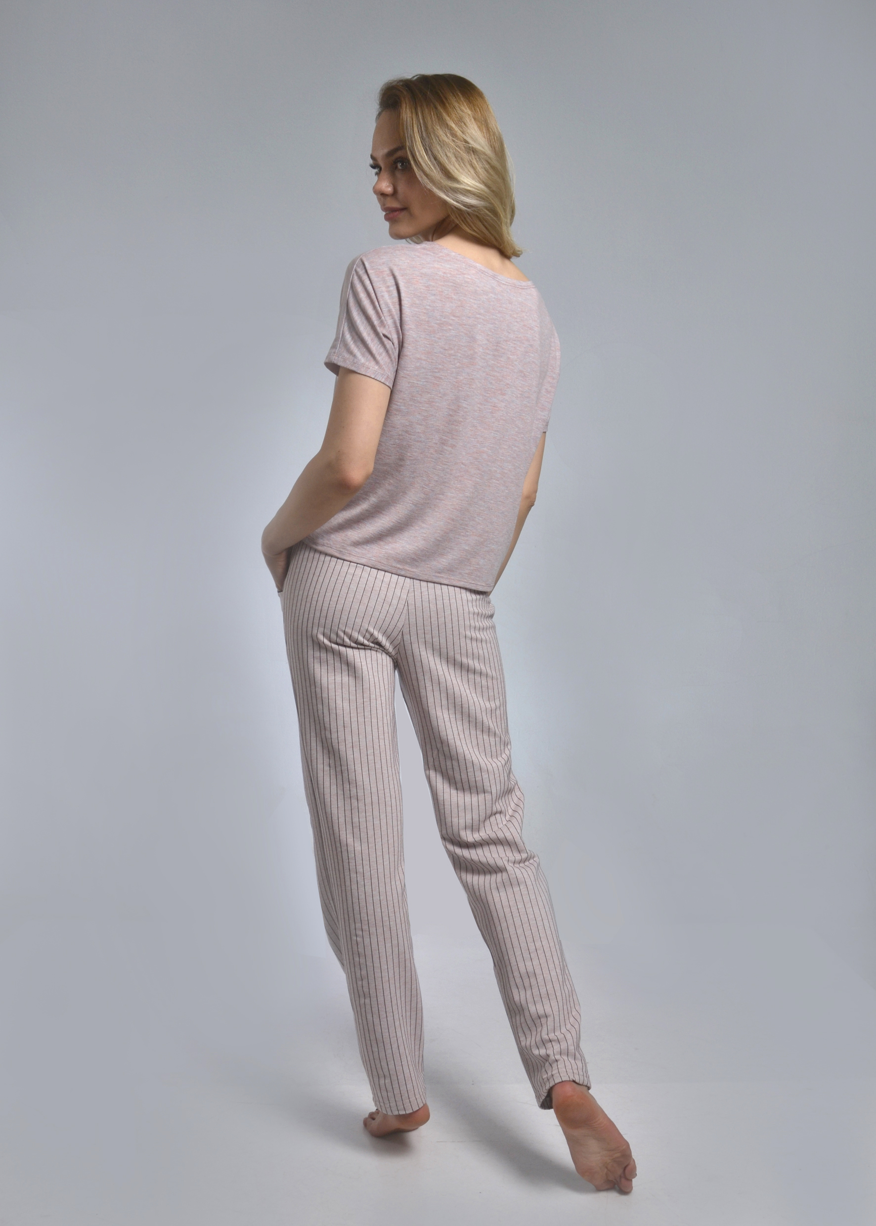 Комплект с брюками