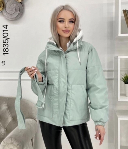 Куртка с поясом и трикотажным капюшоном мята T124