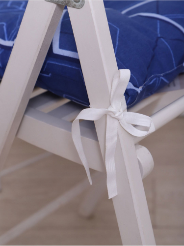 Подушка на стул - Геометрия свечения