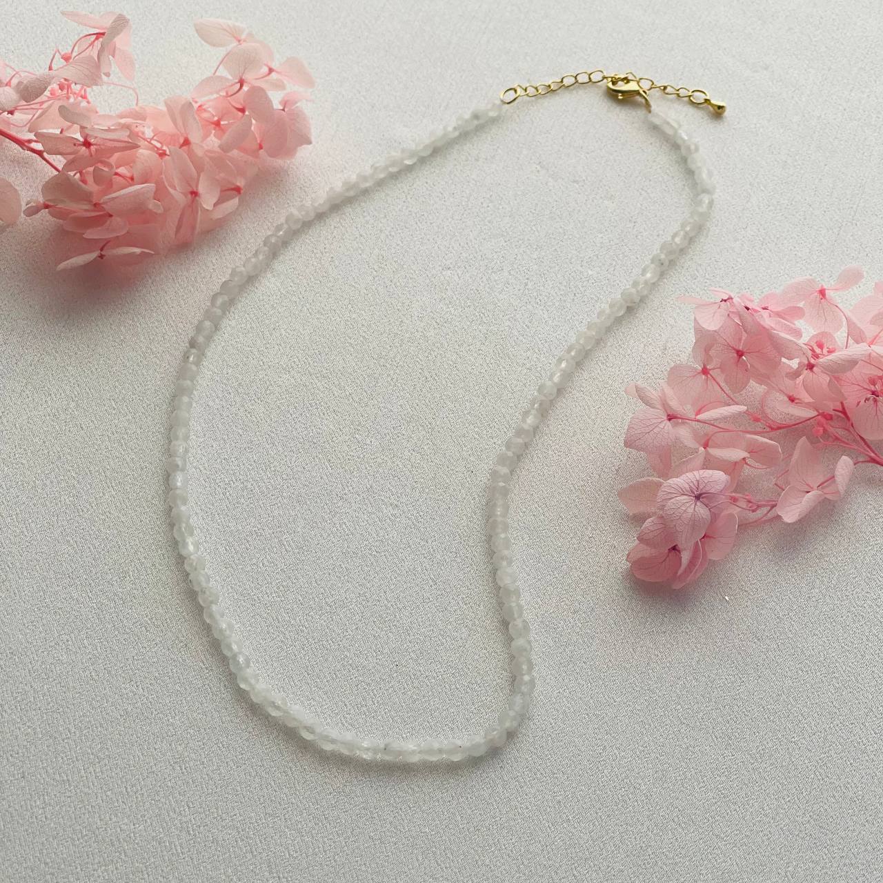 Радуга Самоцветов Бусы из Лунного камня огранка