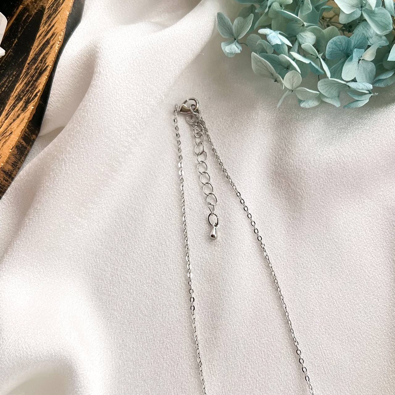 Радуга Самоцветов Кулон на цепочке из Цоизита с включением Рубина