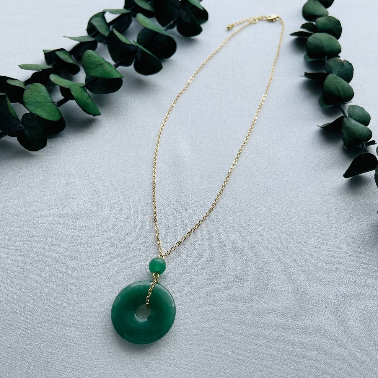 Радуга Самоцветов Кулон на цепочке из зеленого Авантюрина