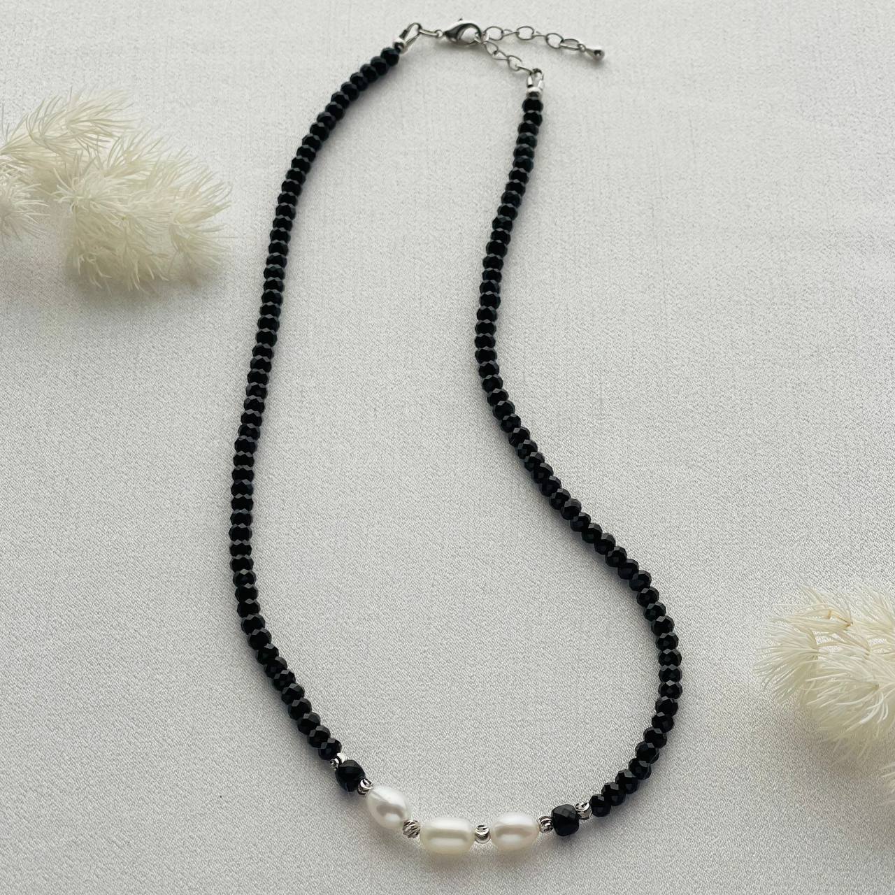 Радуга Самоцветов Колье из черной Шпинели с Жемчугом