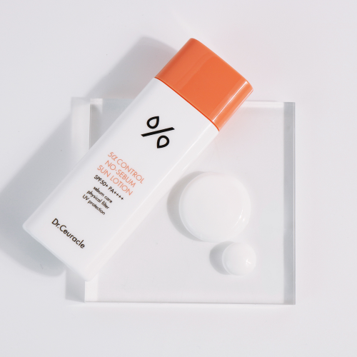 DR.CEURACLE/ Себорегулирующий cолнцезащитный лосьон «5-альфа контроль» SPF 50+. 5α Control No Sebum Sun Lotion, 50 мл.