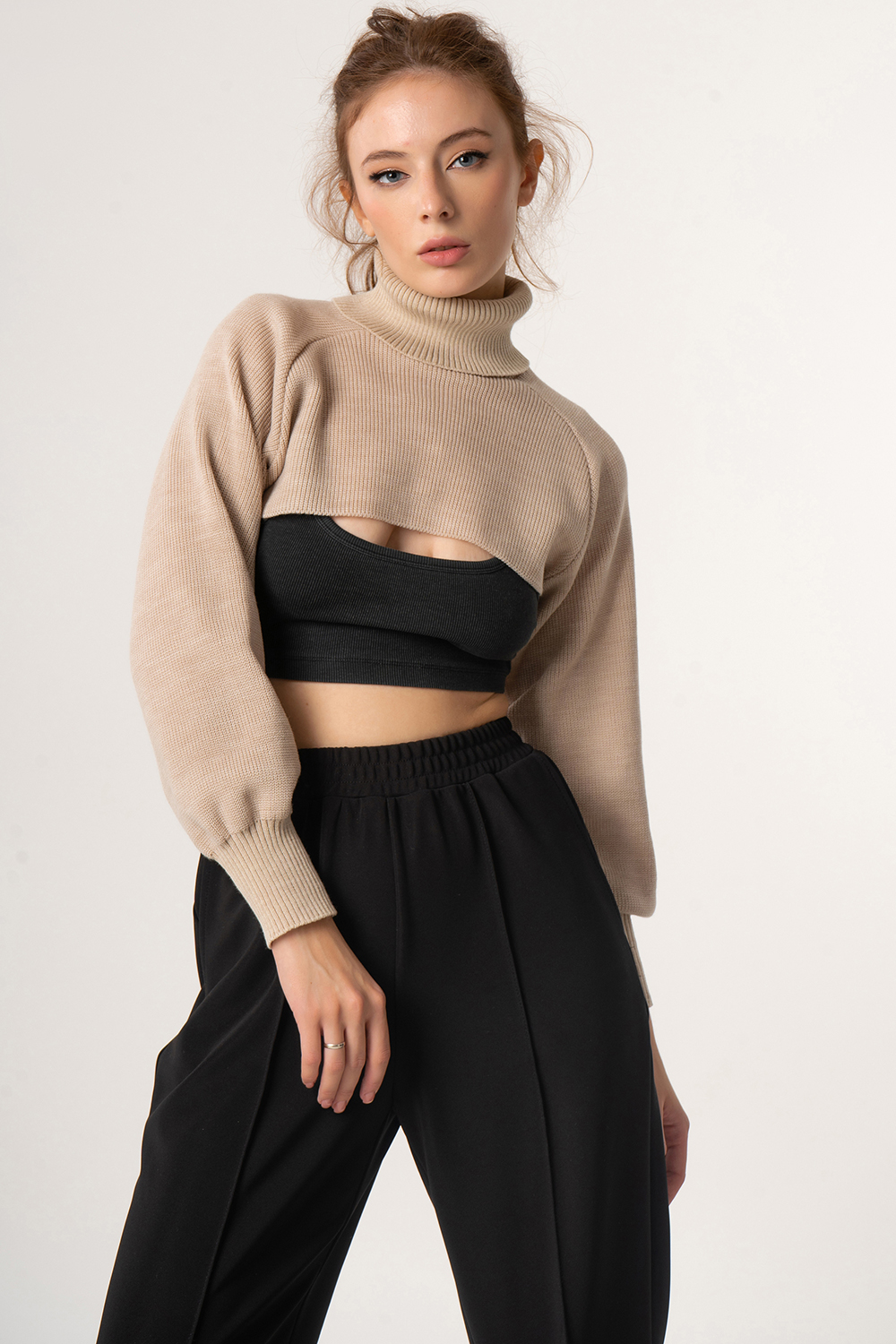 ст. цена1482руб.! Манишка-свитер с рукавами ONE SIZE бежевый