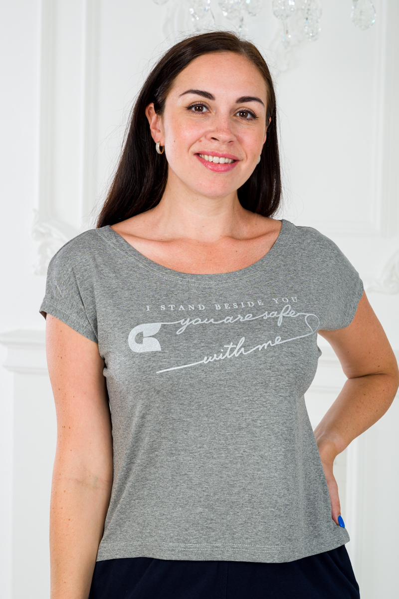 Футболка женская из вискозы Лирика серый меланж You are safe