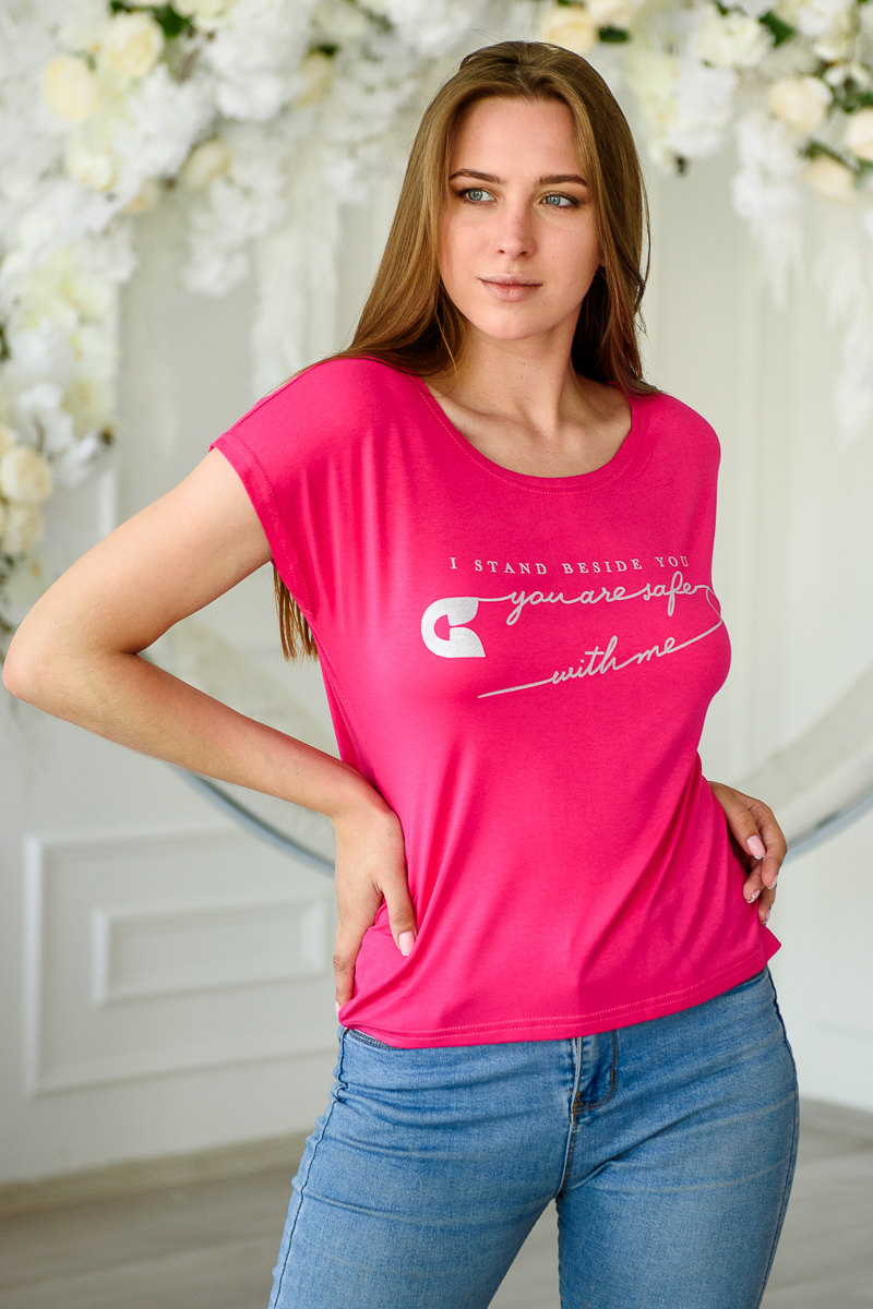 Футболка женская из вискозы Лирика малиновый You are safe
