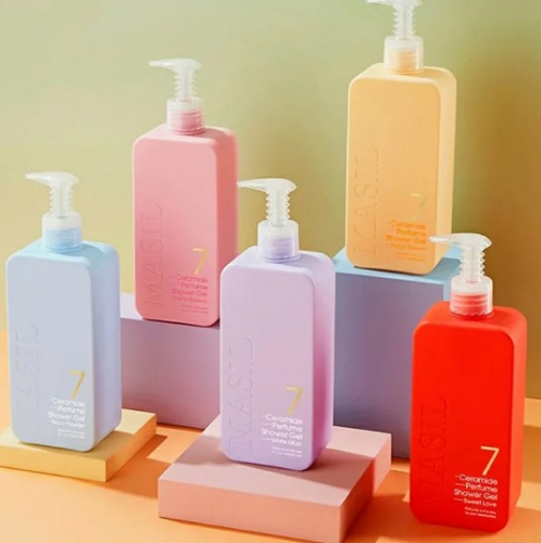 760р MASIL 7 CERAMIDE PERFUME SHOWER GEL SWEET FLOWER Парфюмированный гель для душа с керамидами и ароматом малины и жасмина 500мл