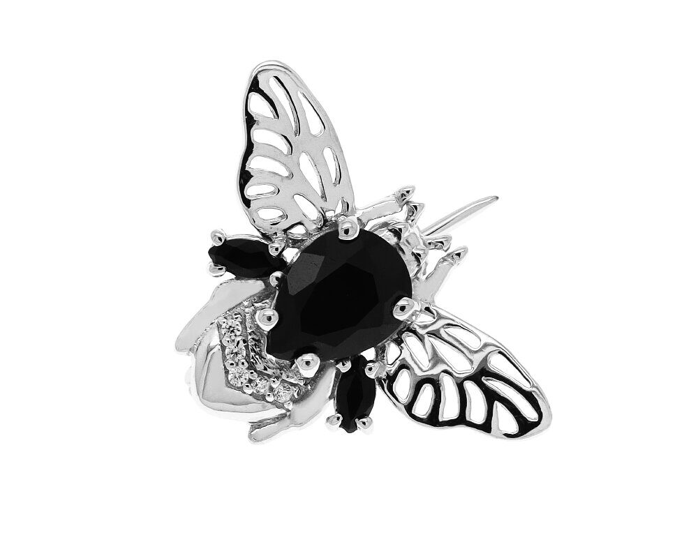 Брошь из серебра сапфир корунд, Мотылек