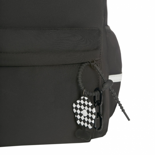 Рюкзак MERLIN M704 черный