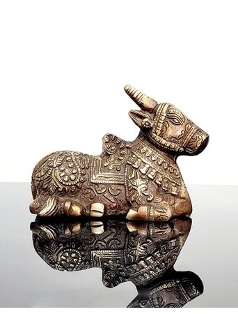 Статуэтка Божества Нанди, бронза, 14.5*11*7 cм, 1.035 кг
