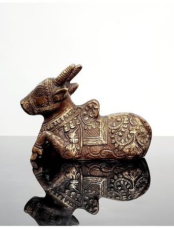 Статуэтка Божества Нанди, бронза, 14.5*11*7 cм, 1.035 кг
