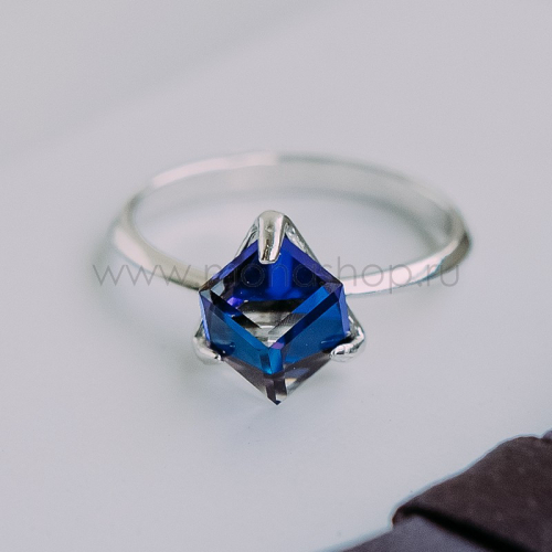 Кольцо Миражи тонкое с синим кристаллом Swarovski