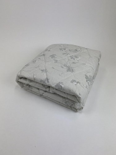 Одеяло, среднее, плотность 300 гр/м2, Овечья шерсть, чехол Перкаль/Поплин (100% хлопок) 1,5 сп