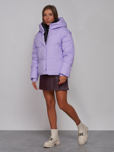 Зимняя женская куртка модная с капюшоном фиолетового цвета 52309F