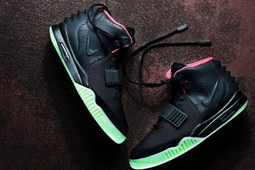 Кроссовки Nike Air Yeezy 2