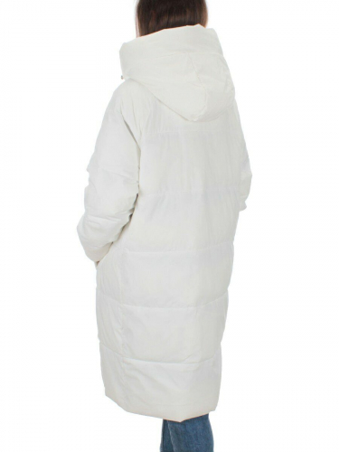 22369 WHITE Пальто зимнее женское (200 гр. холлофайбера) размер 46