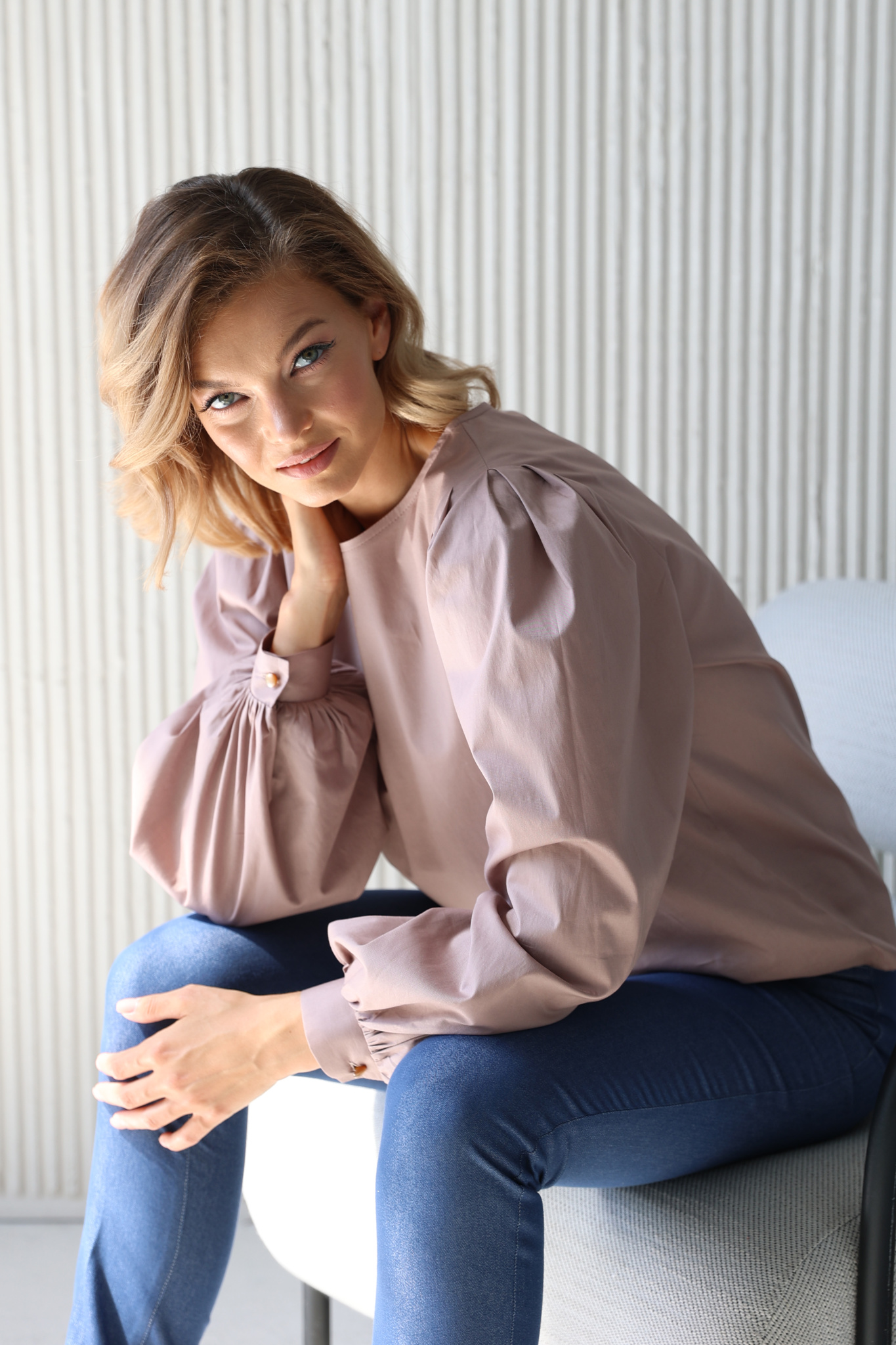 Блузка с рукавом