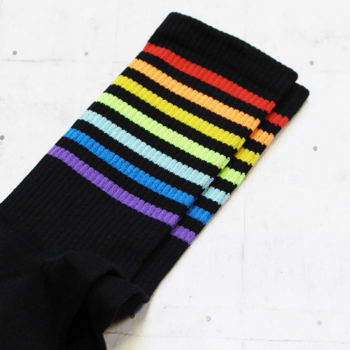 Носки Разноцветные полоски на черном