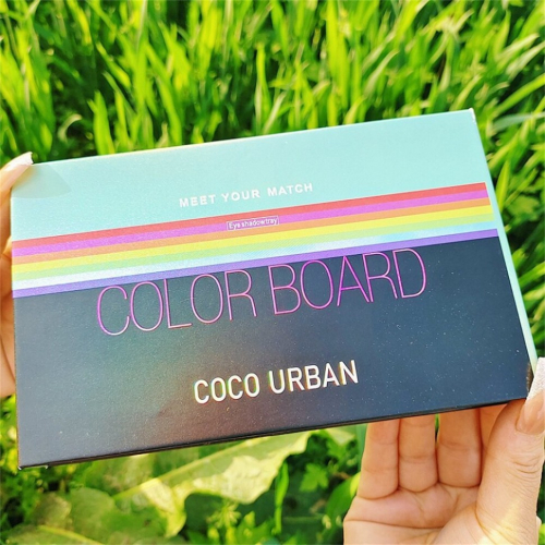 COCO URBAN Тени для век Color board 4 в 1, 60 оттенков