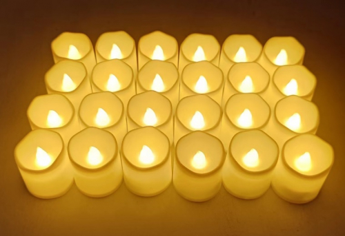 Светодиодная свеча, новый год Высота 3,8 * диаметр 3,5 см