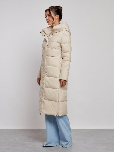 Пальто утепленное молодежное зимнее женское бежевого цвета 52382B