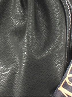 Рюкзак жен искусственная кожа ADEL-276 (change), формат А 4, 1отдел, черный флотер 254171