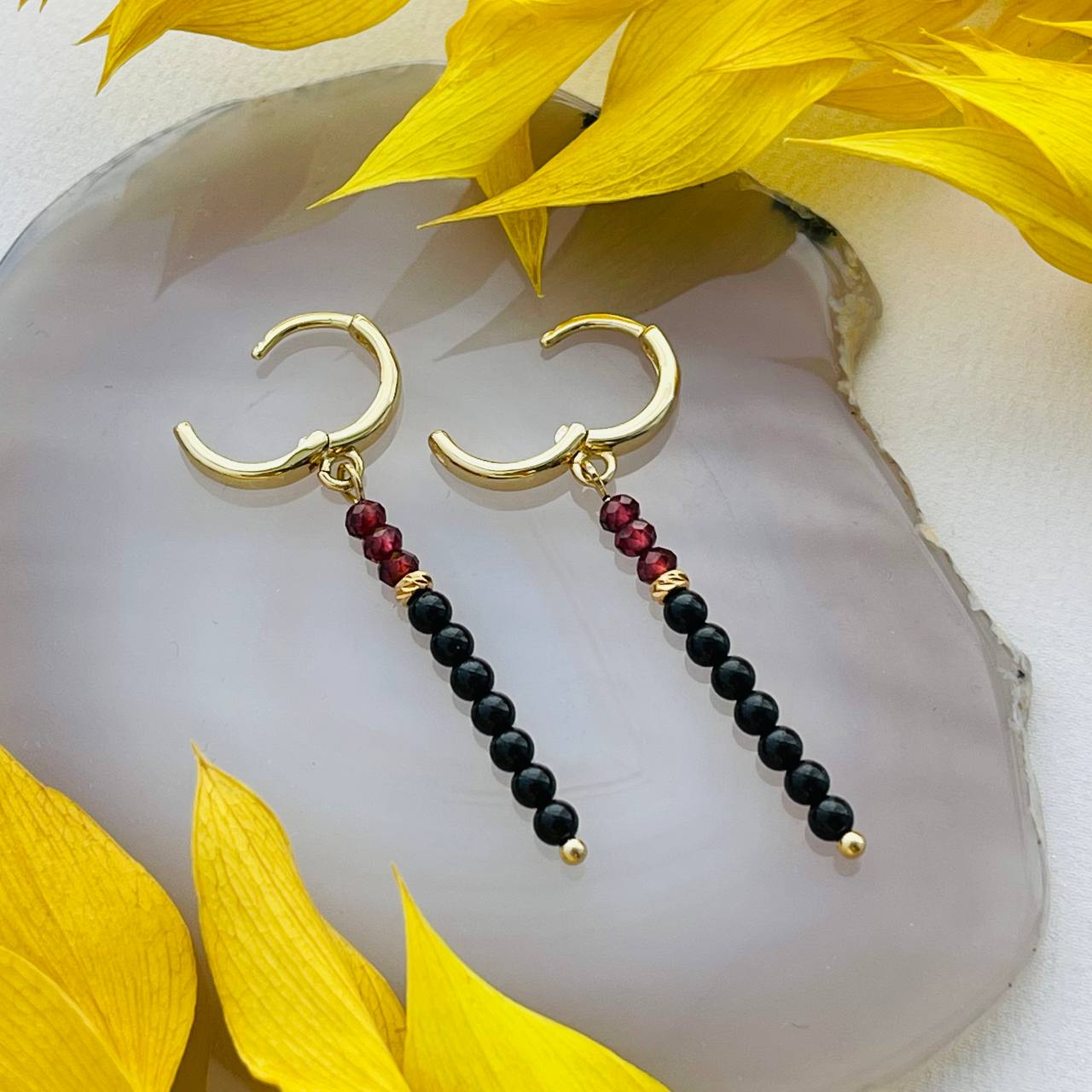 Радуга Самоцветов Серьги длинные из черного Турмалина и Граната