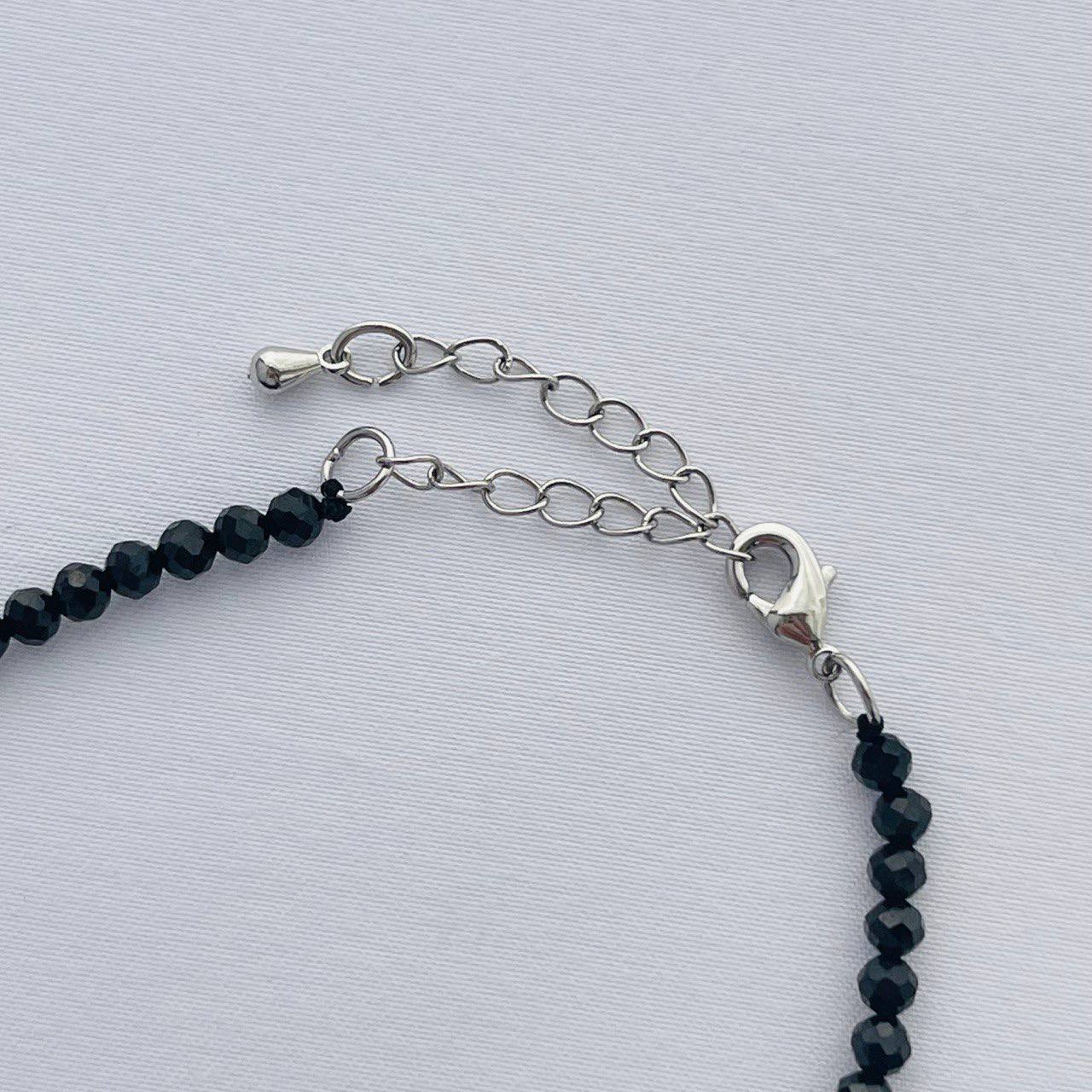 Радуга Самоцветов Бусы из Шпинели и Цоизита с кулоном из Корунда