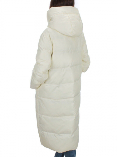 H-2210 WHITE Пальто зимнее женское (200 гр .холлофайбер) размер 54
