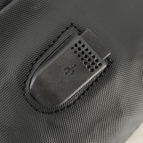 Рюкзак городской с USB портом. 1525 black