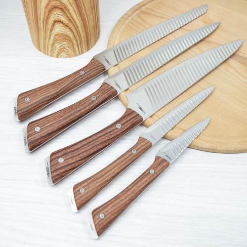 Набор ножей 5 предметов+точилка на подставке WR-7364 арт. WR-7364