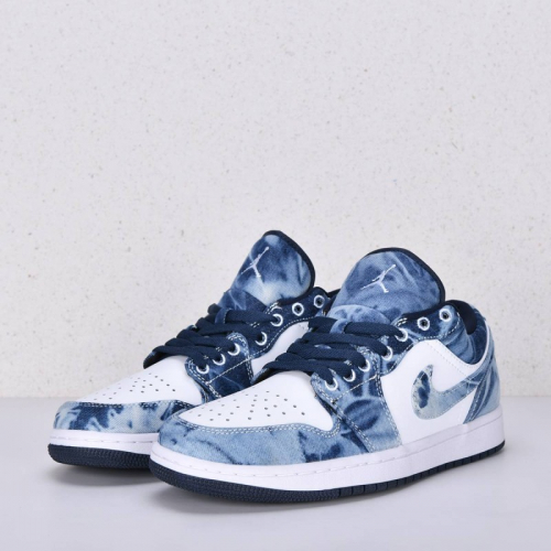 Кроссовки Nike Air Jordan 1 Low Blue арт 5526-29