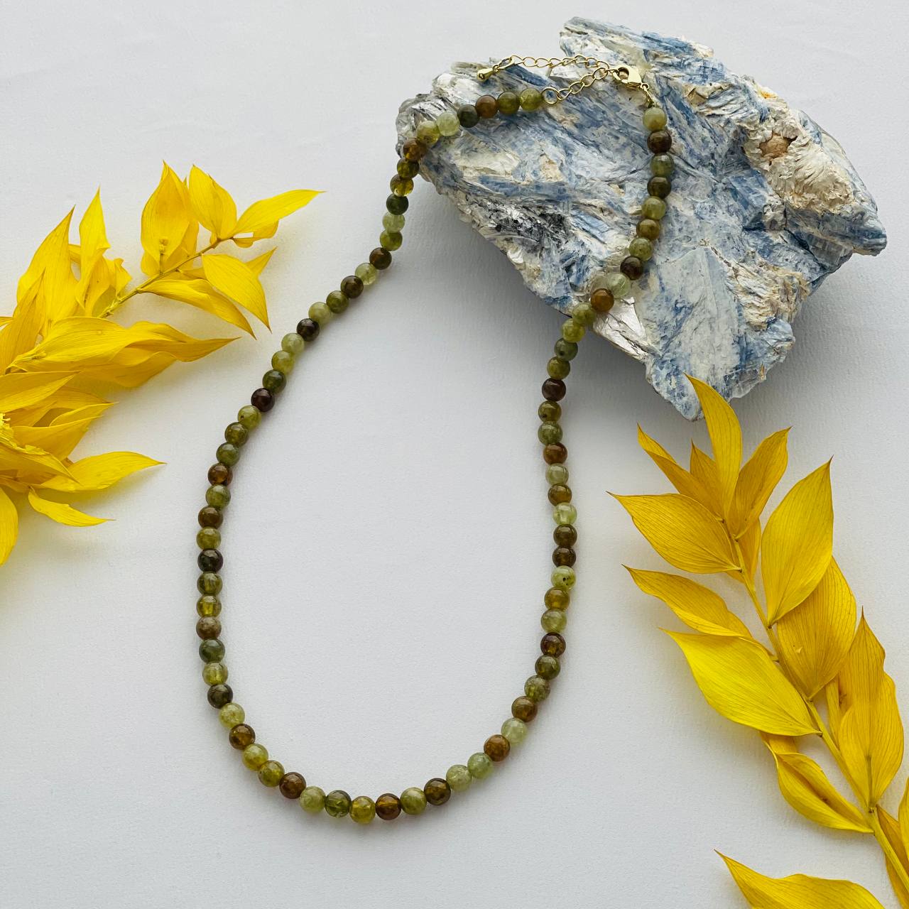 Радуга Самоцветов Колье из Граната (Гроссуляр)