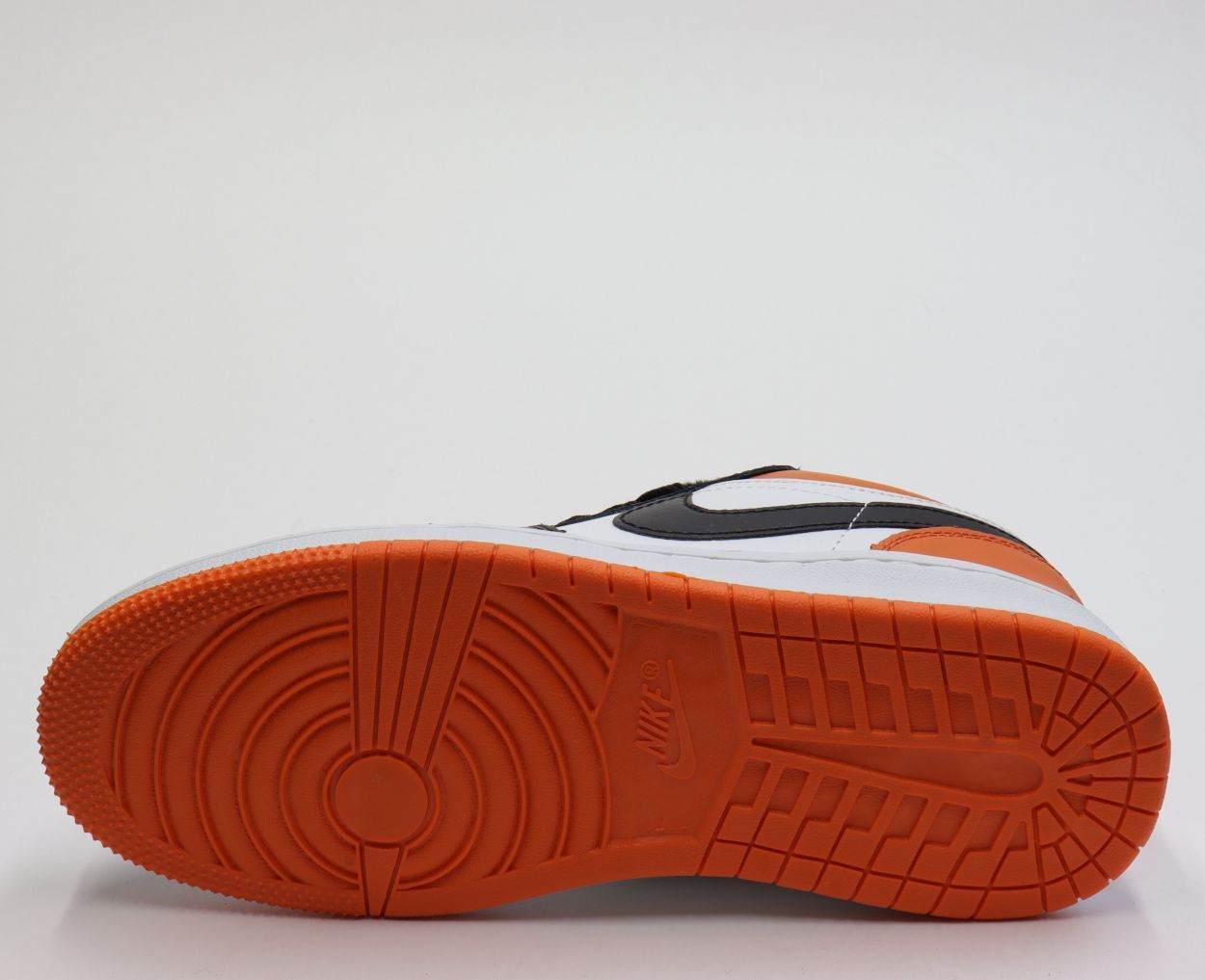 СКИДКА! Цена была 1990р.Кроссовки нат. кожа (41-45)р. / шт.