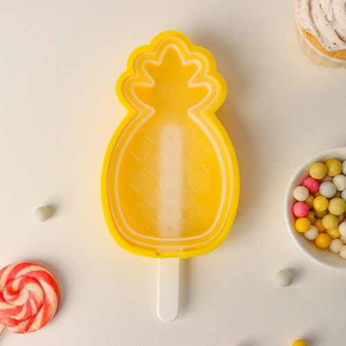 Форма для мороженого с крышкой Доляна «Ананас», силикон, 14×8,5×2,5 см, цвет жёлтый