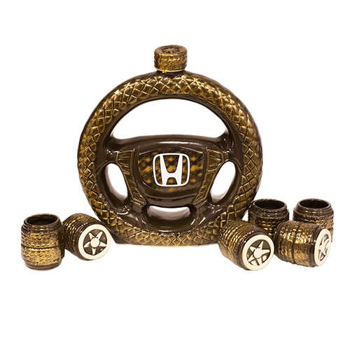 вождение в нетрезвом виде. бутылка руль. пьяный за рулем. штурвал бутылка. руль гончарный.