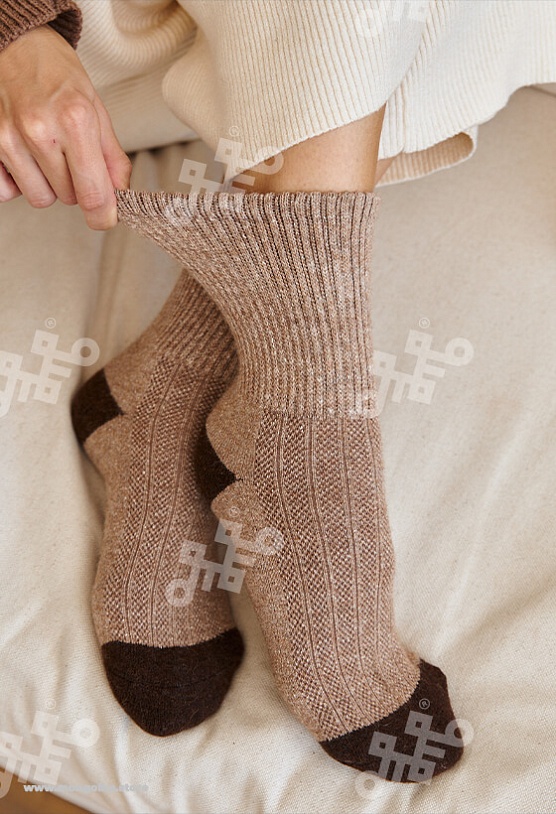 Носки из монгольской шерсти         (арт. 01175)