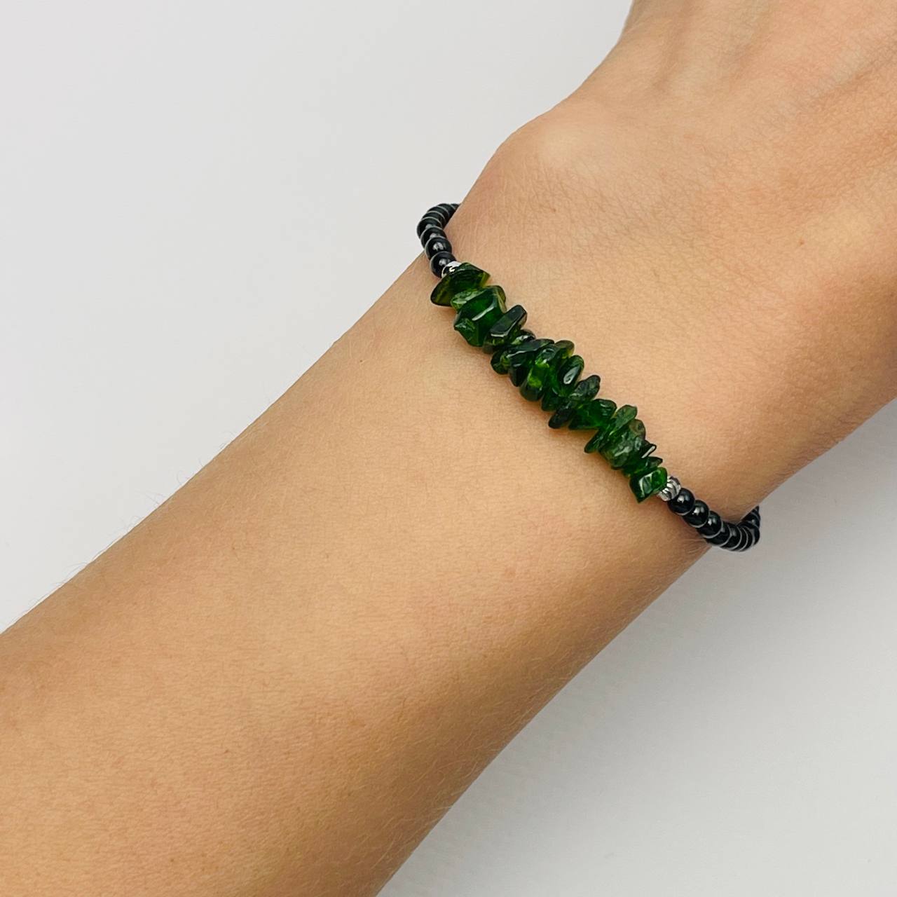 Радуга Самоцветов Браслет из черного Турмалина и Хромдиопсида