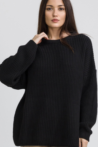 Женский удлиненный вязаный свитер оверсайз