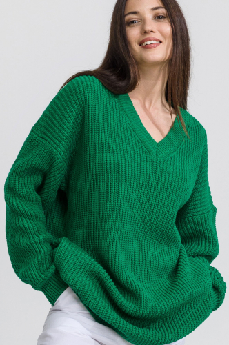 Женский удлиненный вязаный свитер оверсайз с V вырезом