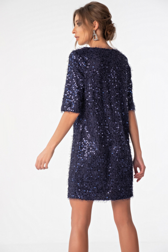 Платье вечернее прямого силуэта из ткани с пайетками темно-синее
