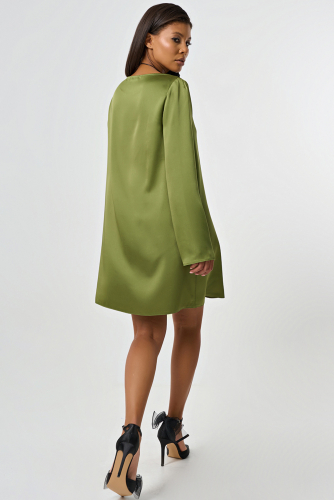 Платье с рукавом из атласа оливковое