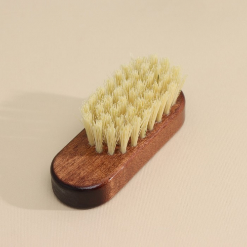 Щетка для бороды, лакированная колодка, волокно тампико, 11×4×4 см