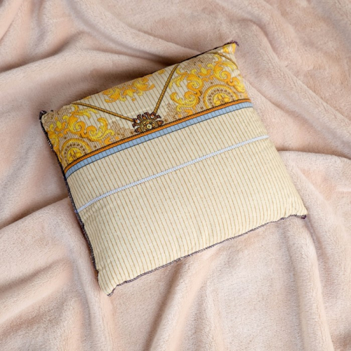 Подушка со стружкой можжевельника, сувенирная, 22×22 см, микс